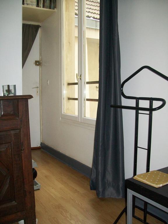Chambre D'Hote Des Artistes Paris Room photo